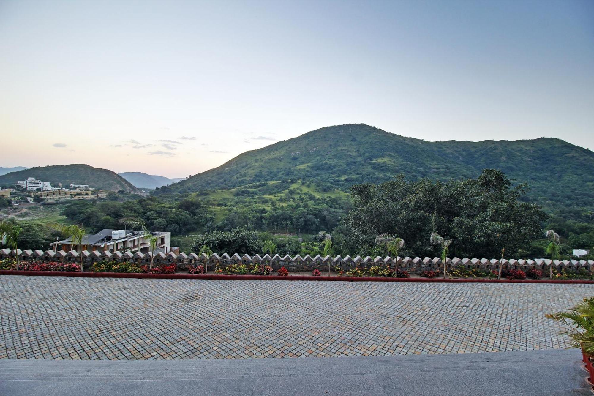 Kumbhalgarh Fort Resort Kelwara Exterior photo